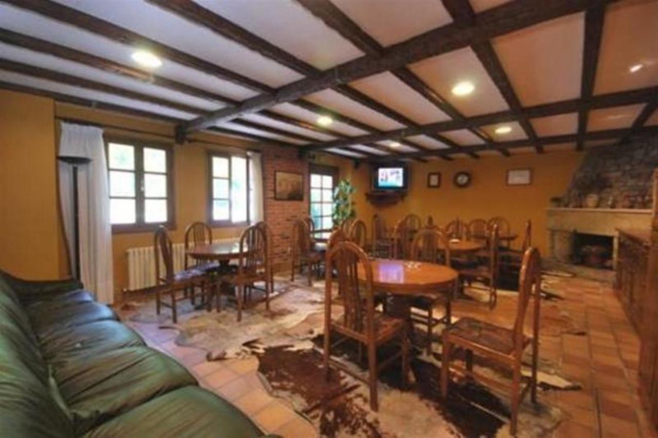 Hotel Auseva Covadonga Esterno foto