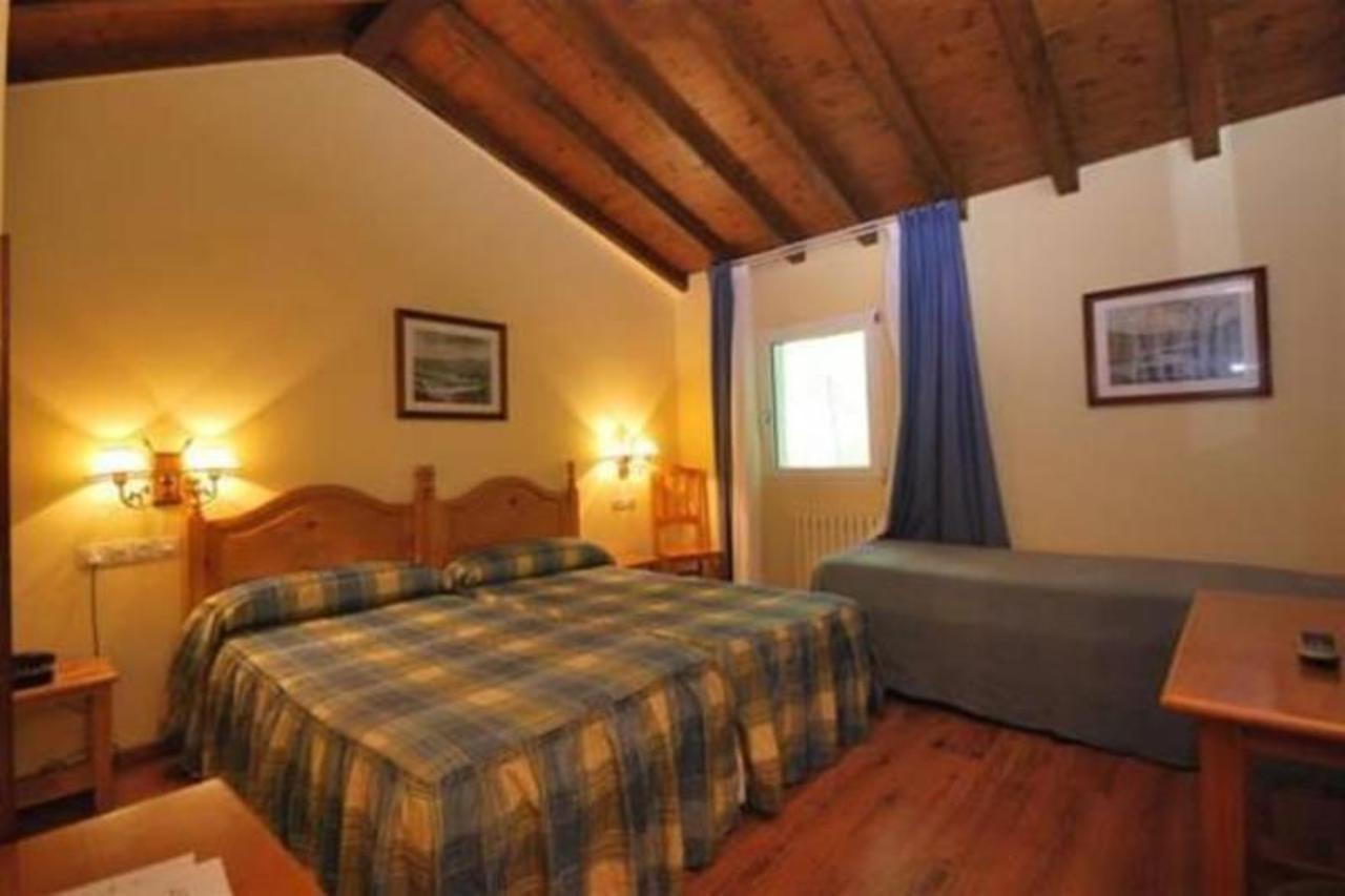 Hotel Auseva Covadonga Esterno foto